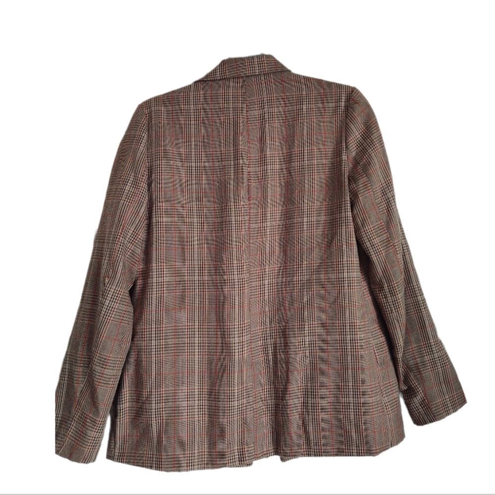 Missguided Plaid Jacket - Picture 2 of 3